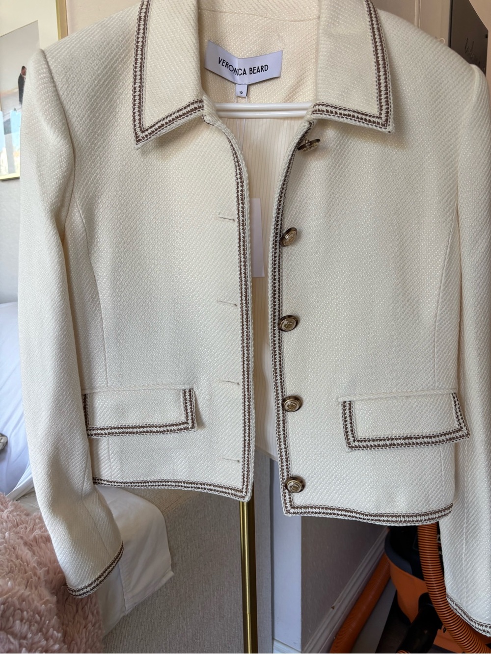 Veronica Beard Cream Cropped Tweed Jacket with Brown Trim (NWT) - Picture 4 of 9